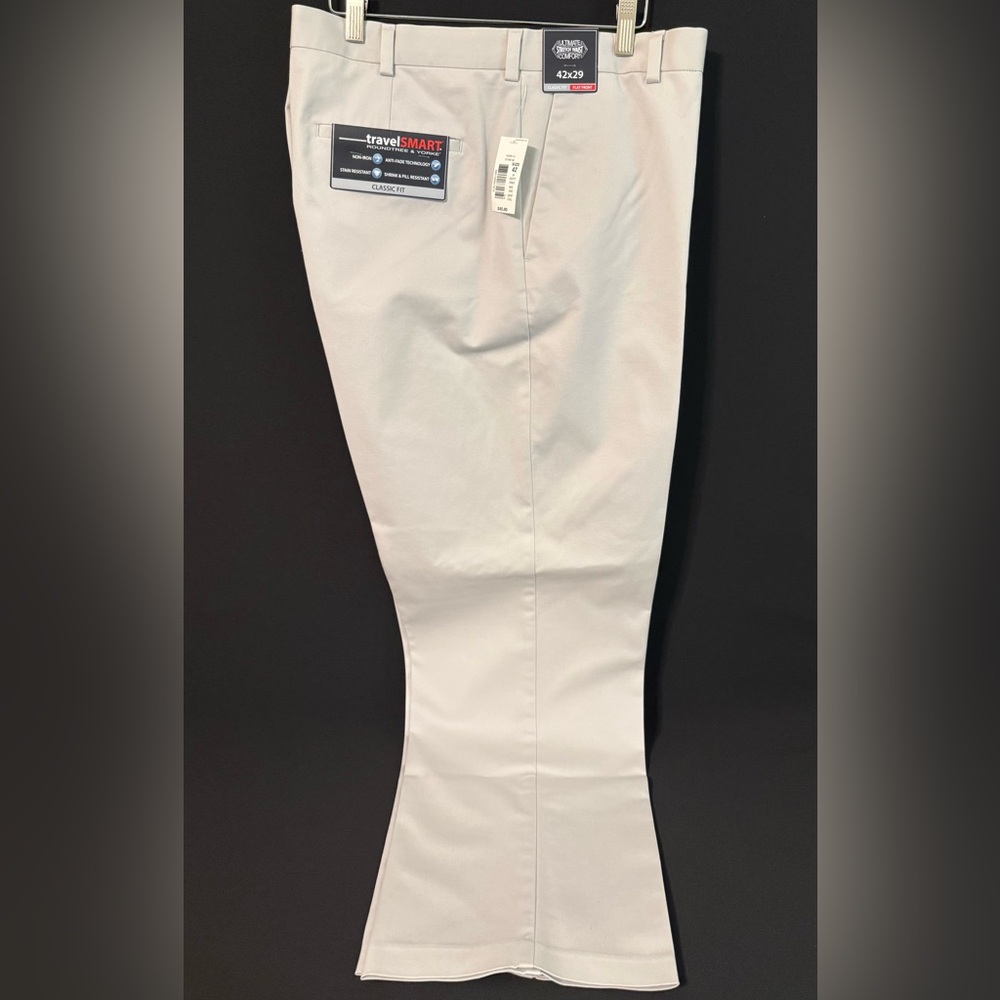 NWT Roundtree & Yorke Ultimate Stretch Waist Comfort Pants 42x29, Flat Front